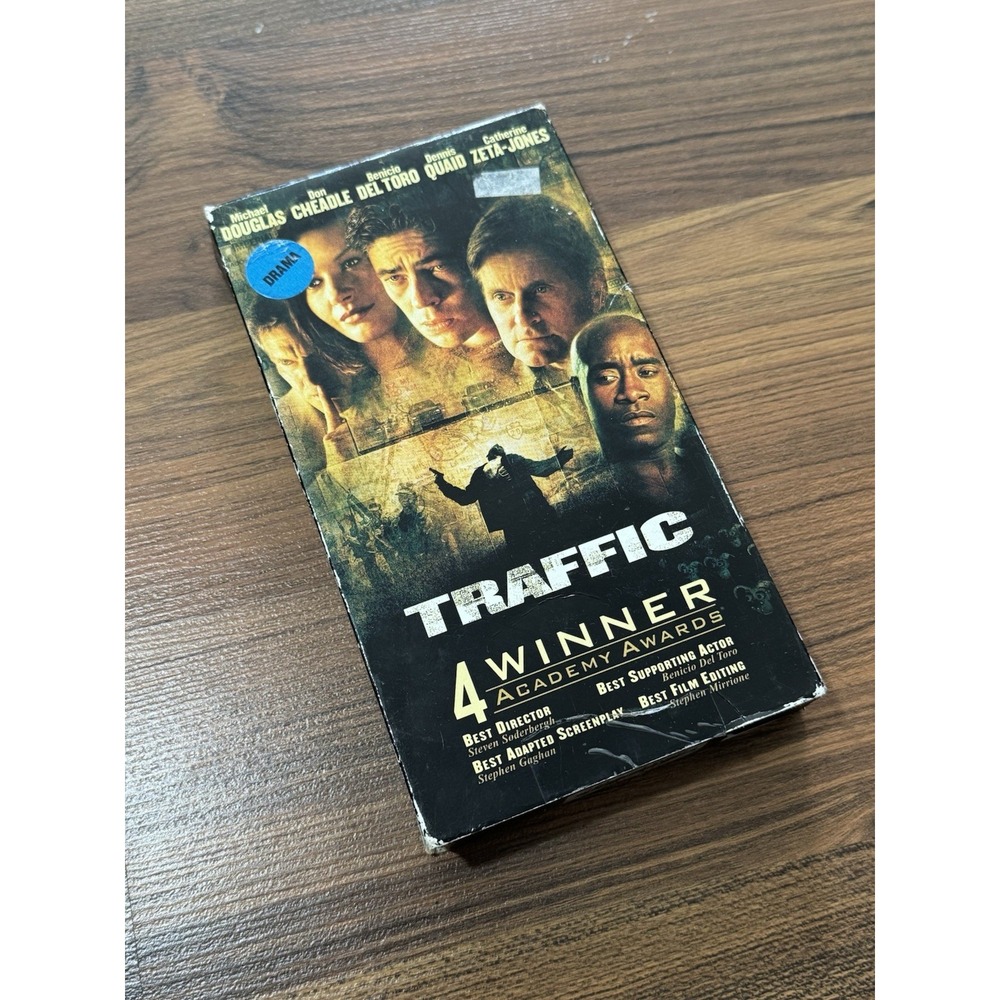Traffic 2001 Movie VHS Tape Michael Douglas Benicio Del Toro Tested Good